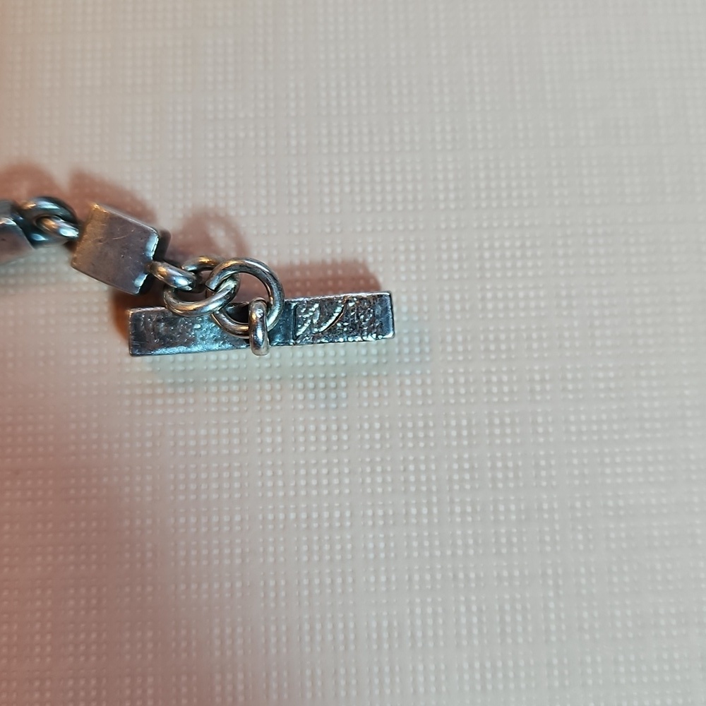 Vintage Liz Claiborne hematite bracelet - Picture 4 of 6
